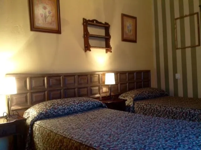 Singer Holiday home *